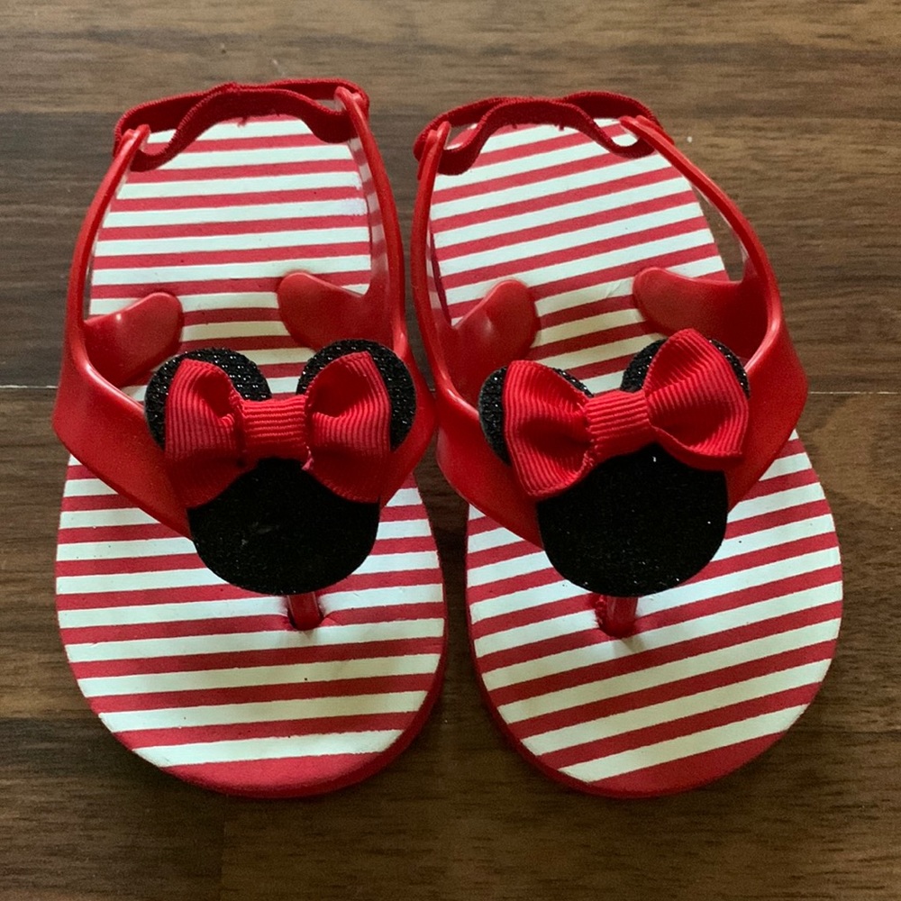 Minnie Mouse baby sandals